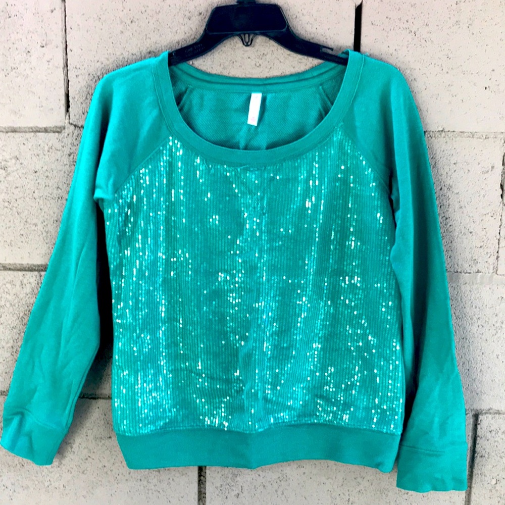 Turquoise color sweatshirt w/sequins in the front